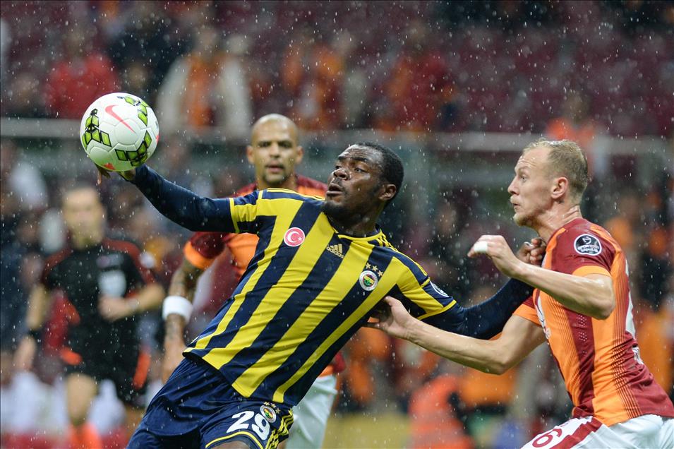 Galatasaray -­ Fenerbahçe 