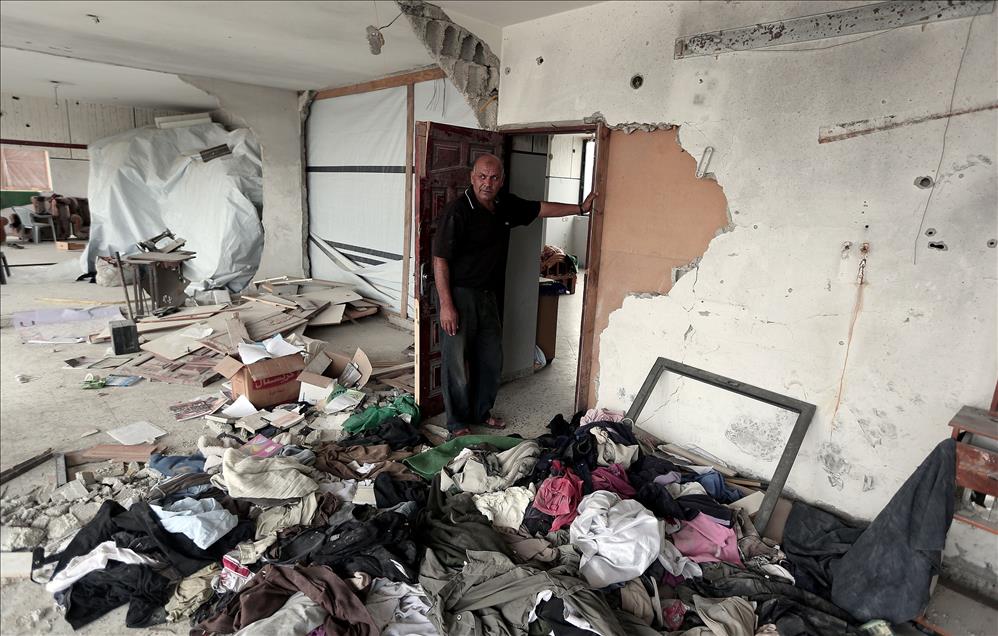 Gazzeli çocuklar enkaz altında "kışlıklarını" arıyor