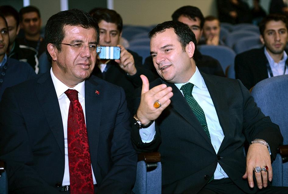 Zeybekci AA Finans Masası'na konuk oldu