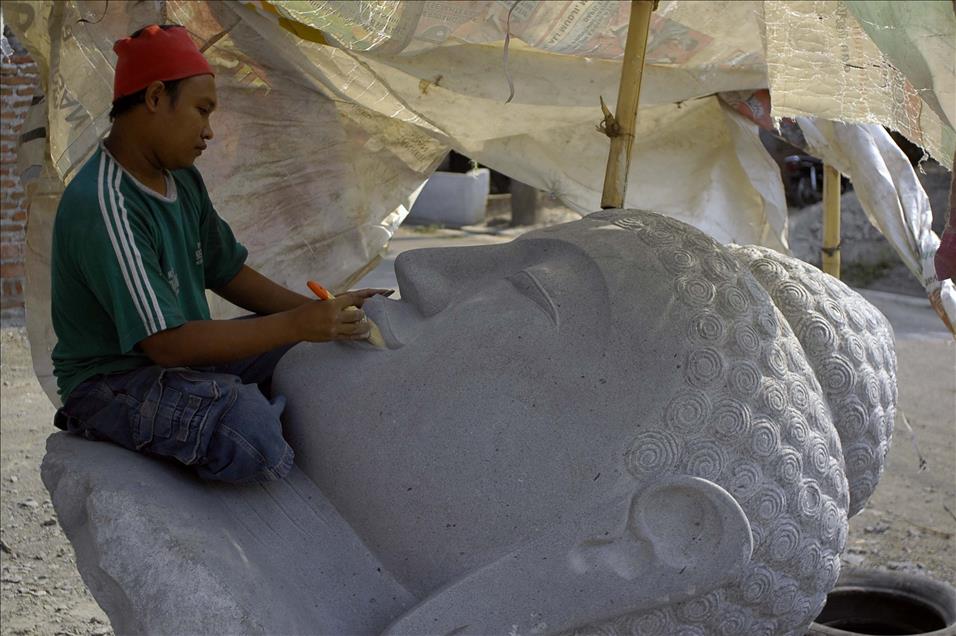 Natural stone carving in Indonesia