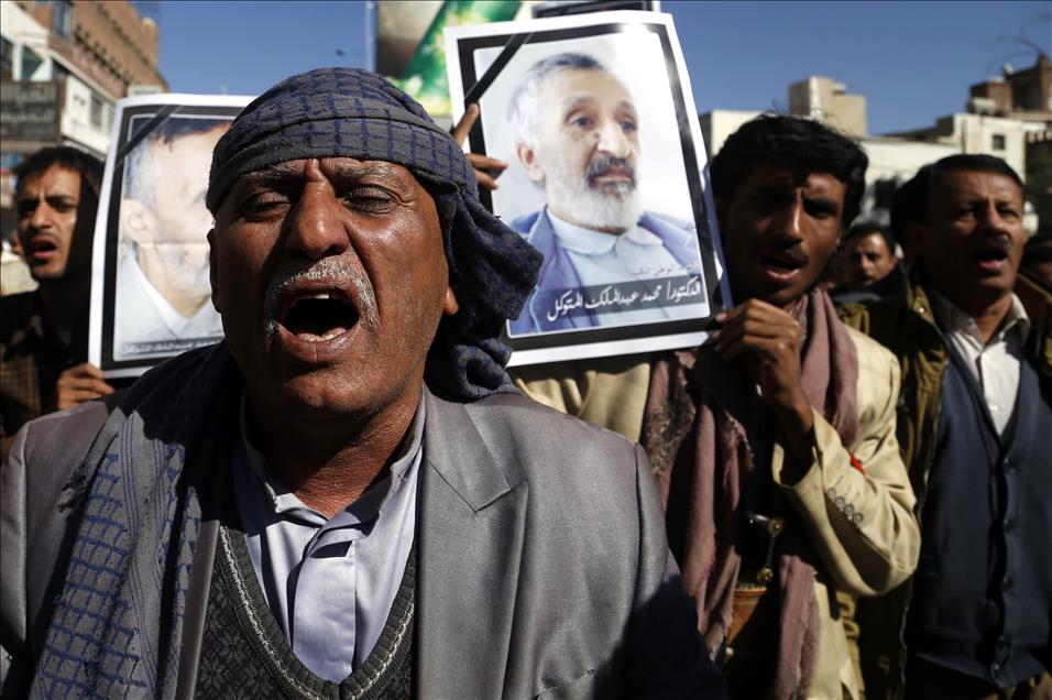 Assassinated Houthi-allied politician al-Mutawakil's funeral