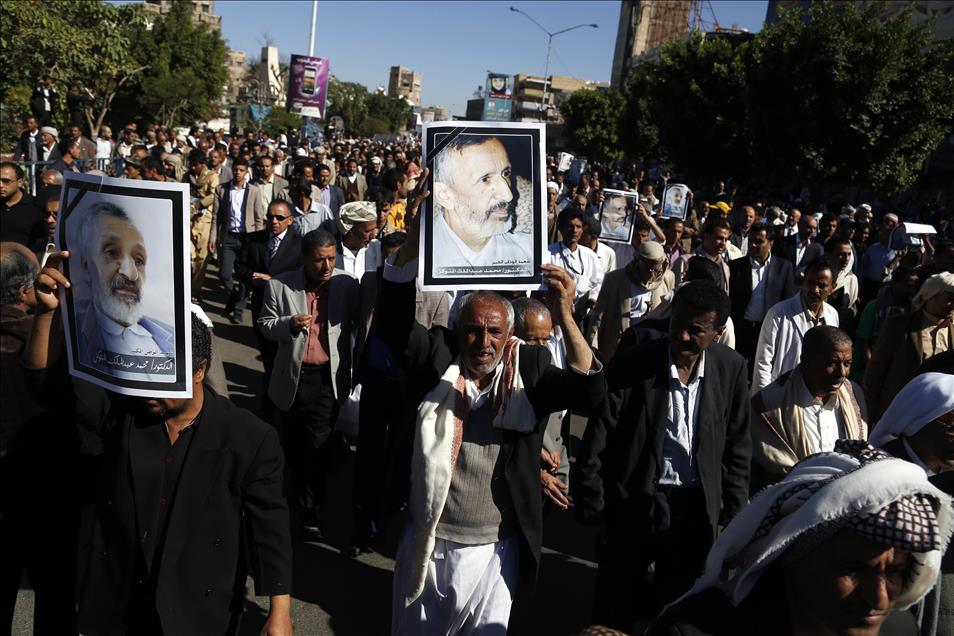 Assassinated Houthi-allied politician al-Mutawakil's funeral