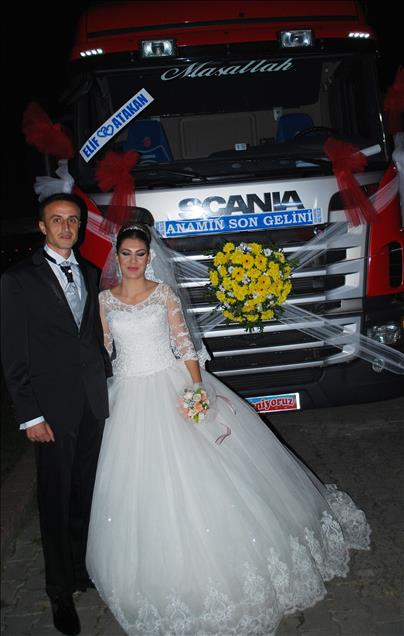 Tırlı düğün konvoyu, trafik cezasıyla son buldu