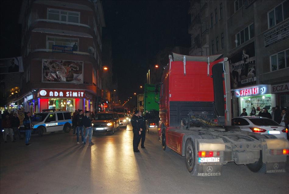 Tırlı düğün konvoyu, trafik cezasıyla son buldu