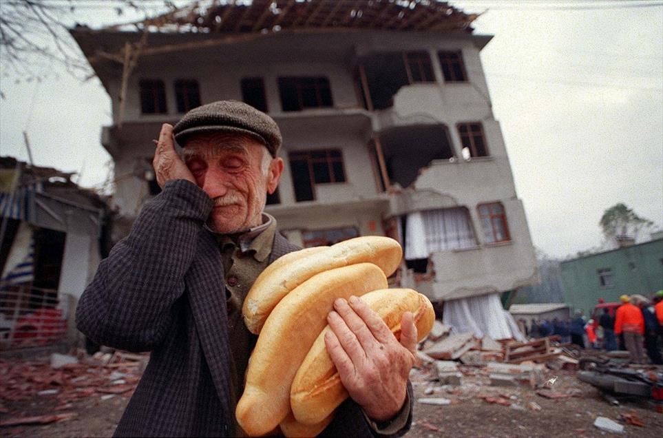 Düzce Depremi'nin üstünden 15 yıl geçti