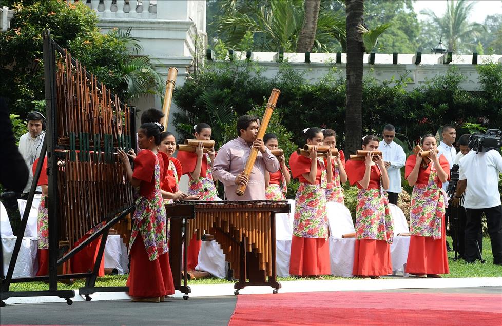 Başbakan Davutoğlu Filipinler'de