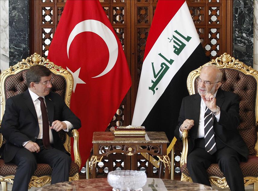 Başbakan Davutoğlu Irak'a geldi
