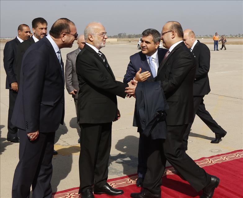 Başbakan Davutoğlu Irak'a geldi
