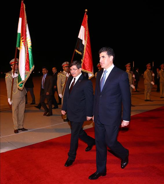 Başbakan Davutoğlu Erbil'e geldi