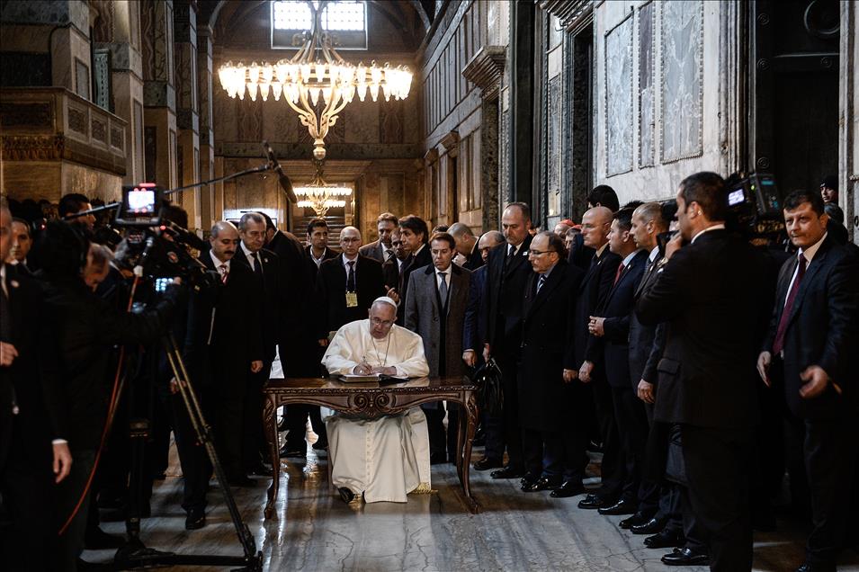 Papa Franciscus İstanbul'da - Anadolu Ajansı