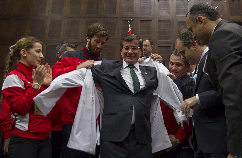 AK Parti Genel Başkanı ve Başbakan Ahmet Davutoğlu