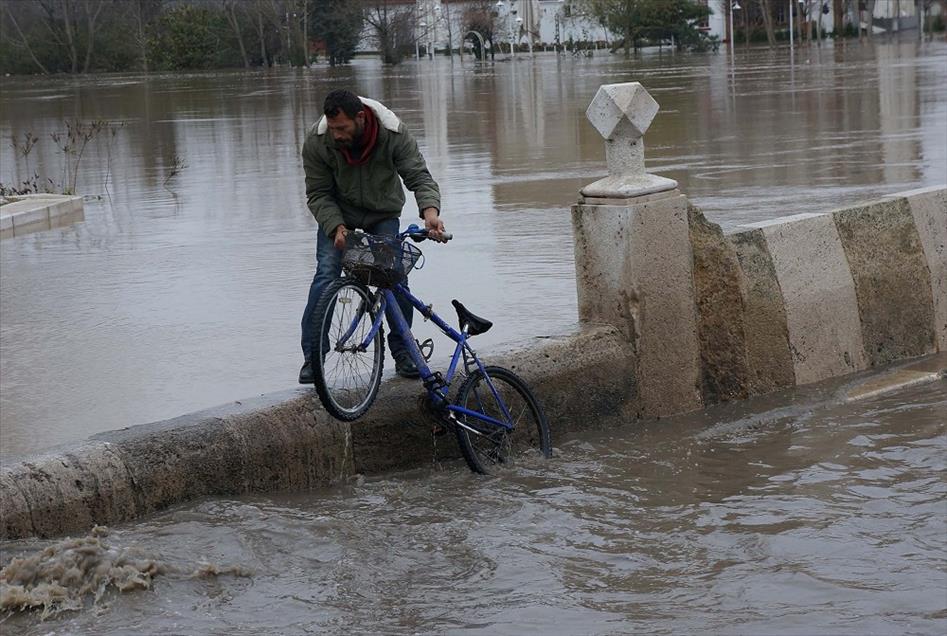 Tunca Nehri'nin taşması
