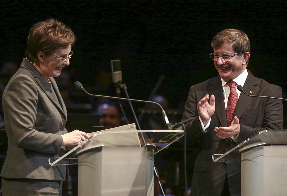 Başbakan Ahmet Davutoğlu Polonya'da