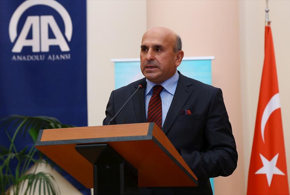 AA ve AzerTac'dan Haydar Aliyev Fotoğraf Sergisi
