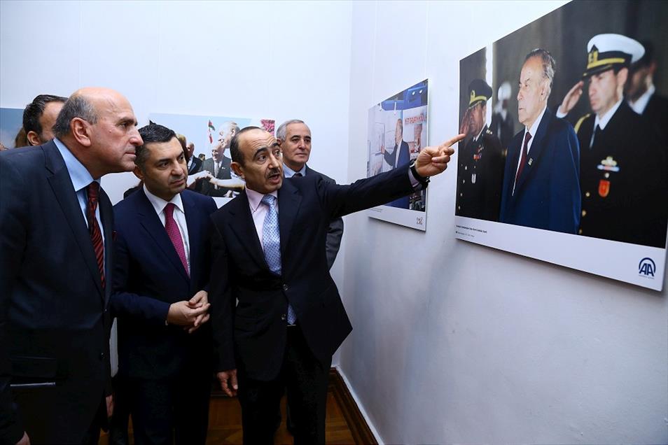 AA ve AzerTac'dan Haydar Aliyev Fotoğraf Sergisi