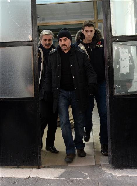 İstanbul merkezli "paralel yapı" operasyonu