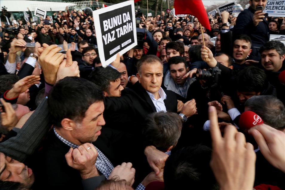 İstanbul merkezli "paralel yapı" operasyonu