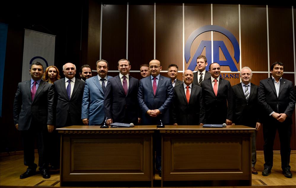 Anadolu Ajansı'nda toplu iş sözleşmesi imza töreni