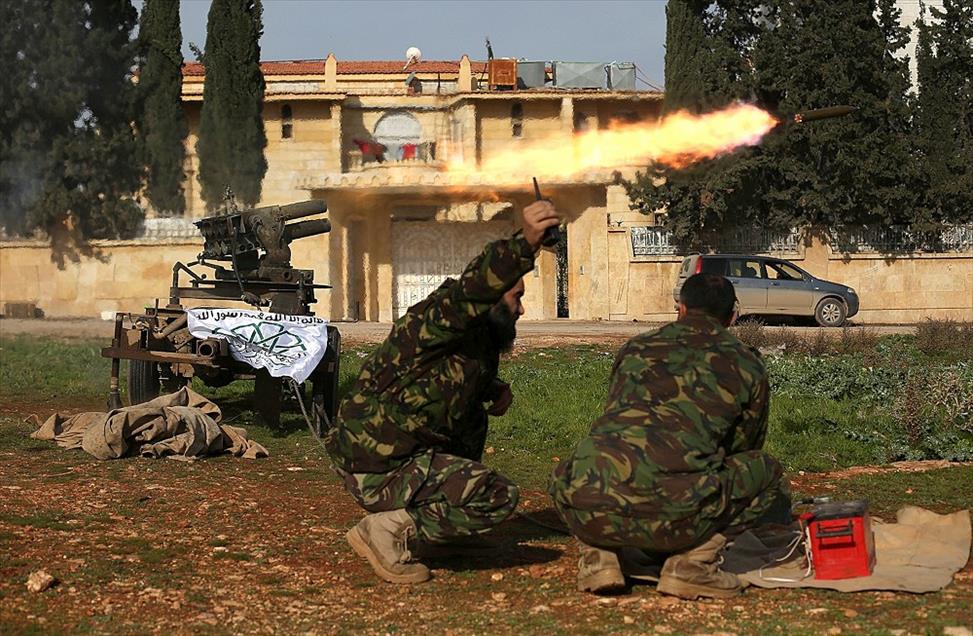 İslami Cephe, "Kuşatmaya" karşı saldırıyor