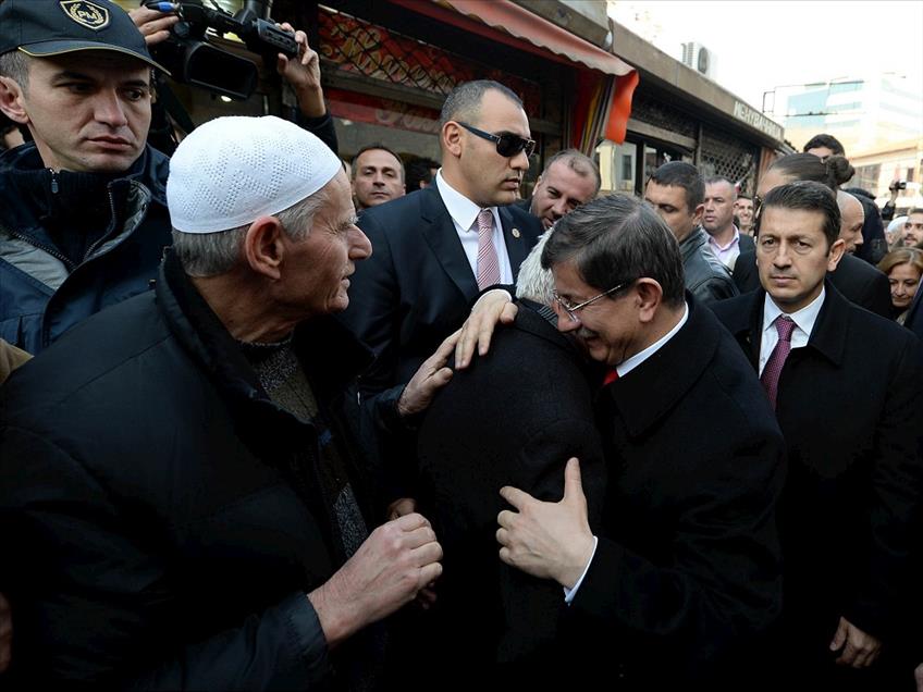 Başbakan Davutoğlu Makedonya'da