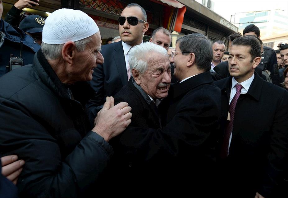 Başbakan Davutoğlu Makedonya'da