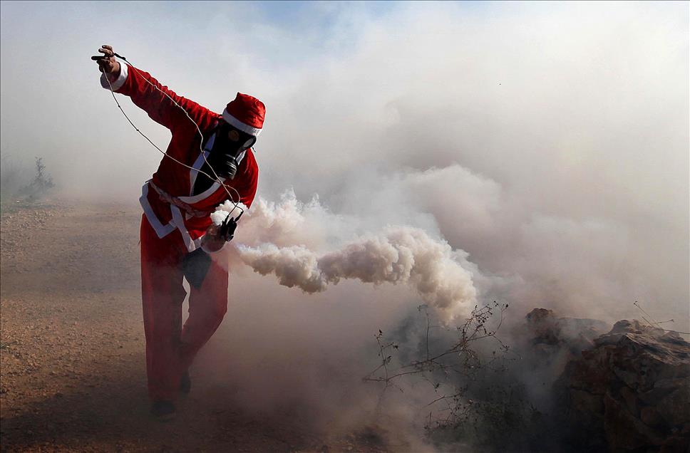 Clashes between Israeli security and Palestinians in Ramallah