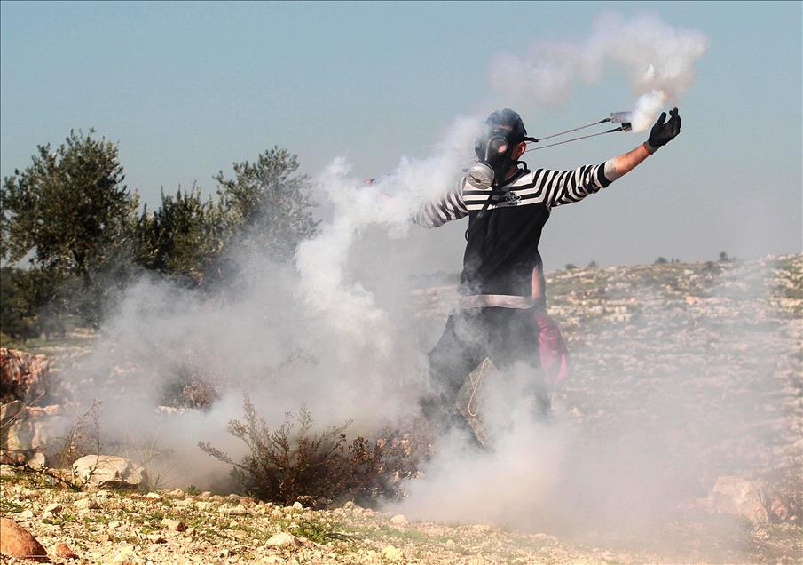 Clashes between Israeli security and Palestinians in Ramallah