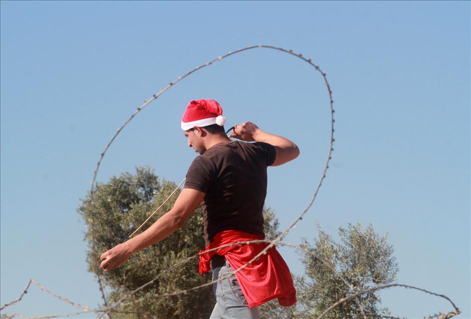 Clashes between Israeli security and Palestinians in Ramallah