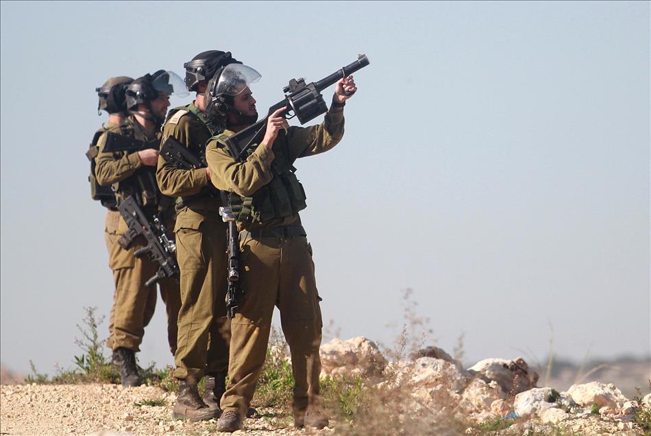 Clashes between Israeli security and Palestinians in Ramallah