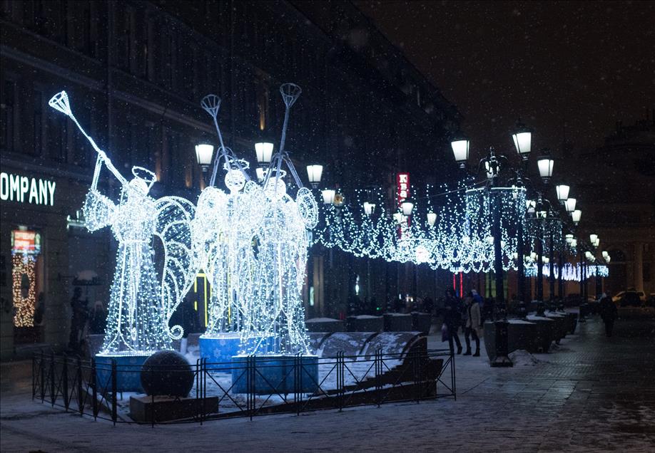 New year preparations in Saint-Petersburg