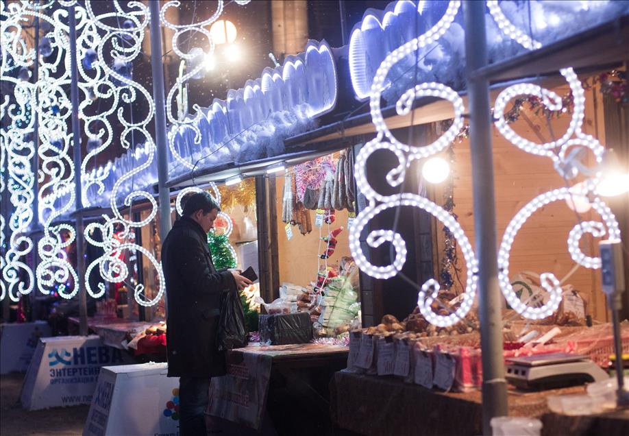 New year preparations in Saint-Petersburg