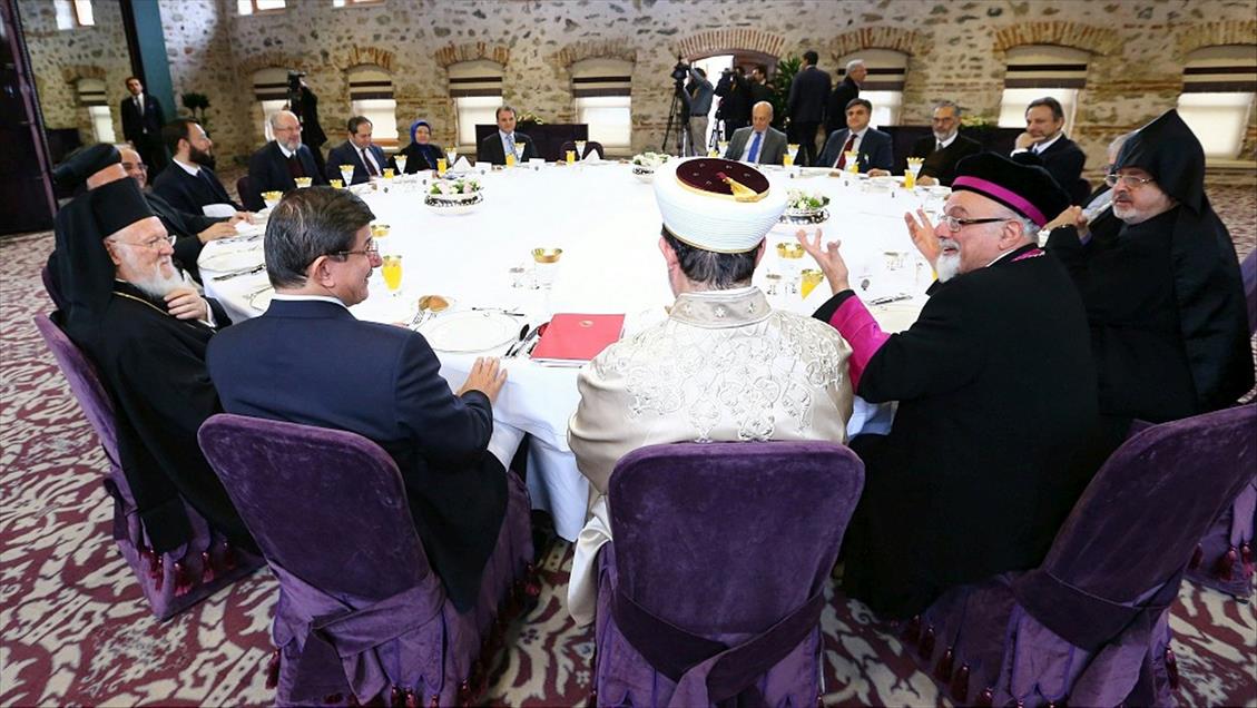 Başbakan Davutoğlu İstanbul'da