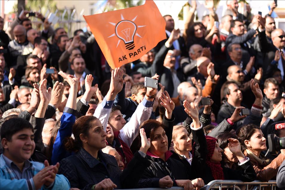 Başbakan Ahmet Davutoğlu, Mersin'de