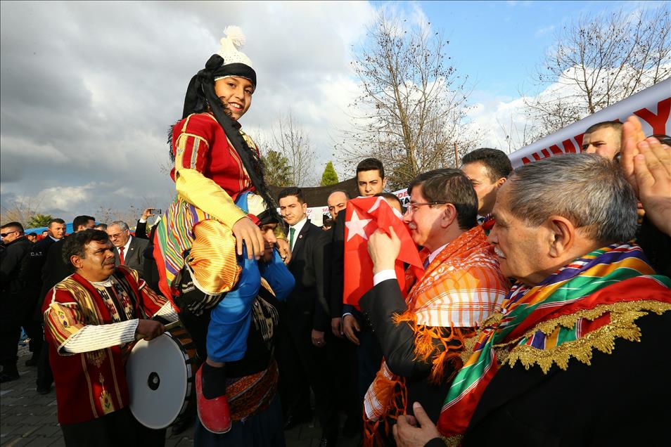 Başbakan Davutoğlu Osmaniye'de