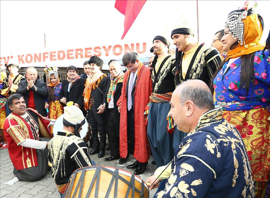 Başbakan Davutoğlu Osmaniye'de
