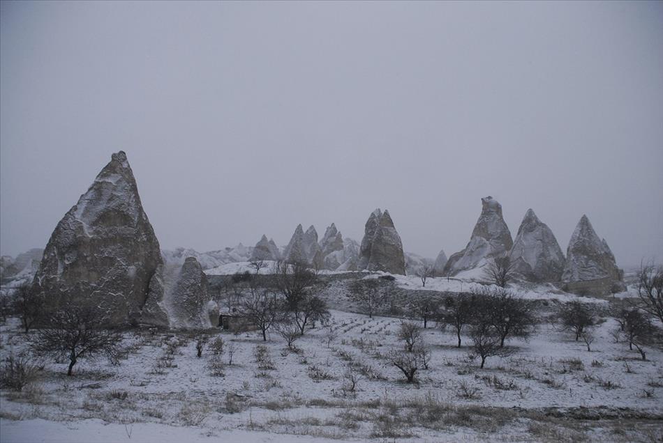 Kapadokya'da kar yağışı