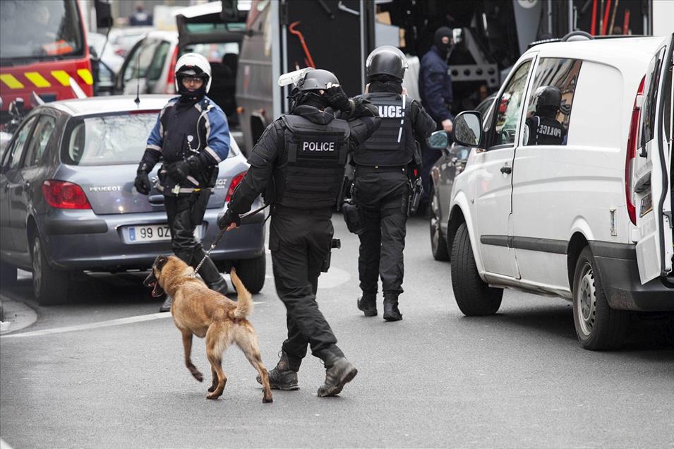 Fransa'da polise silahlı saldırı