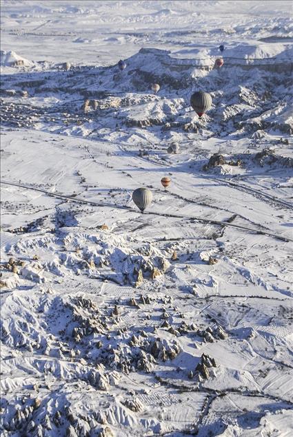 Kapadokya'da sıfırın altında balon turu