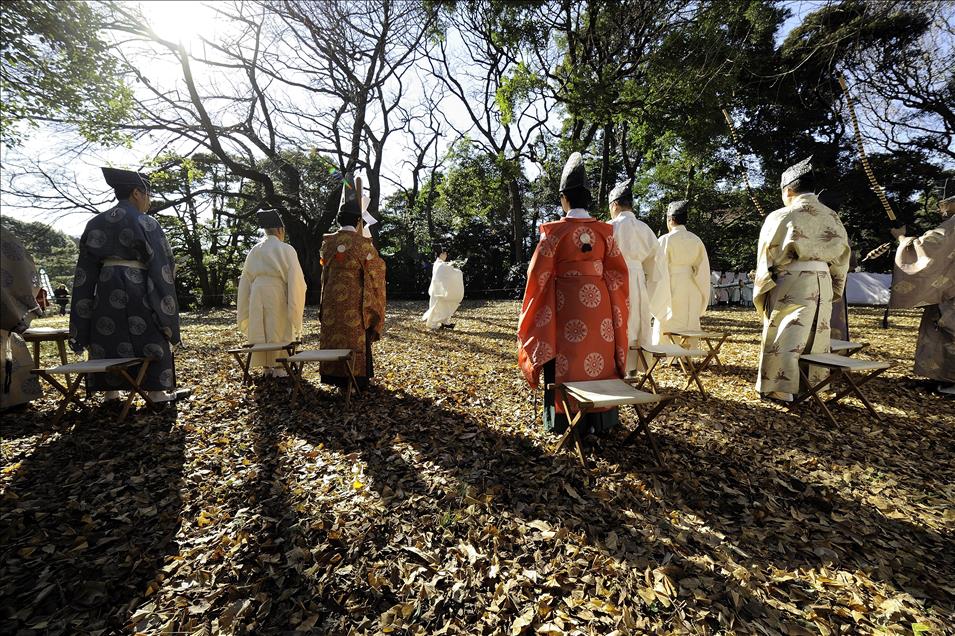 Traditional Japanese archery ritual