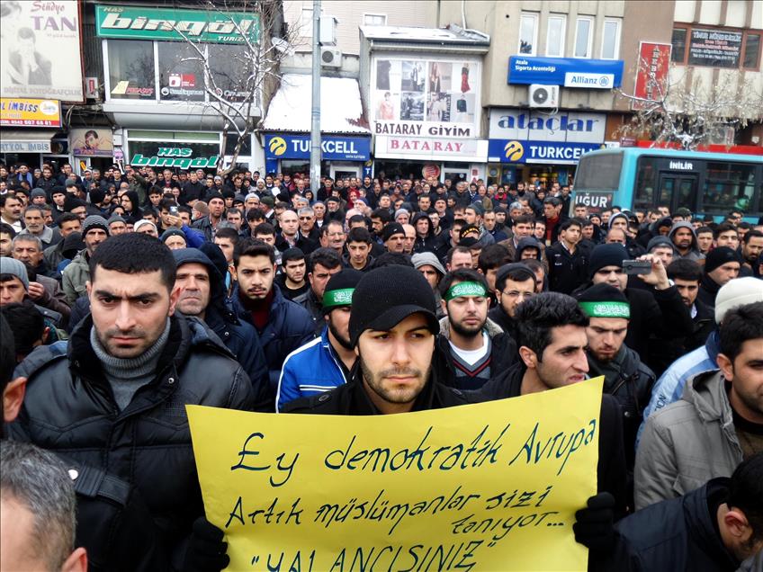 Bingöl'de "Charlie Hebdo" protestosu