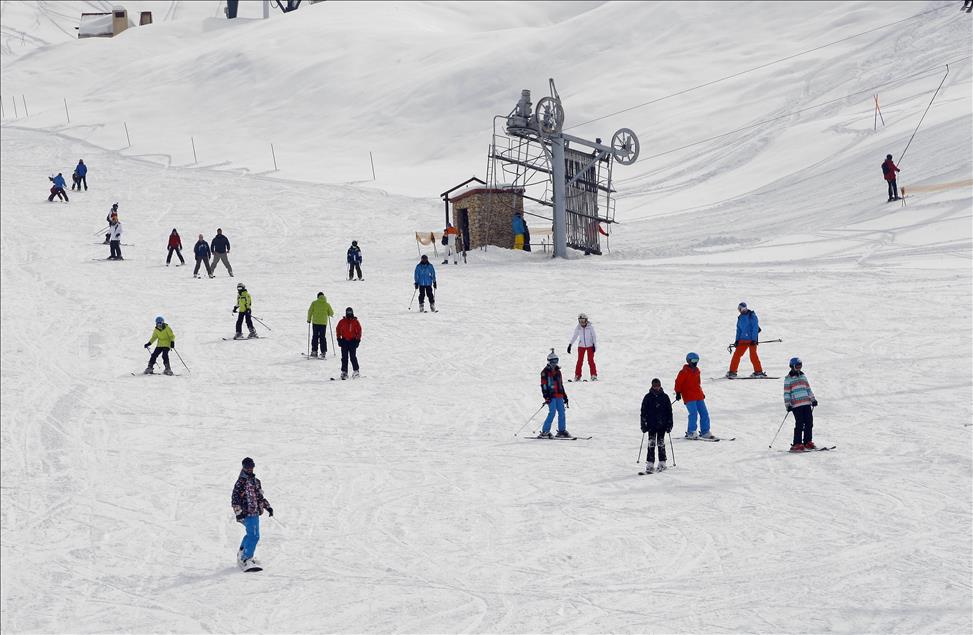 Lübnan'da kayak keyfi