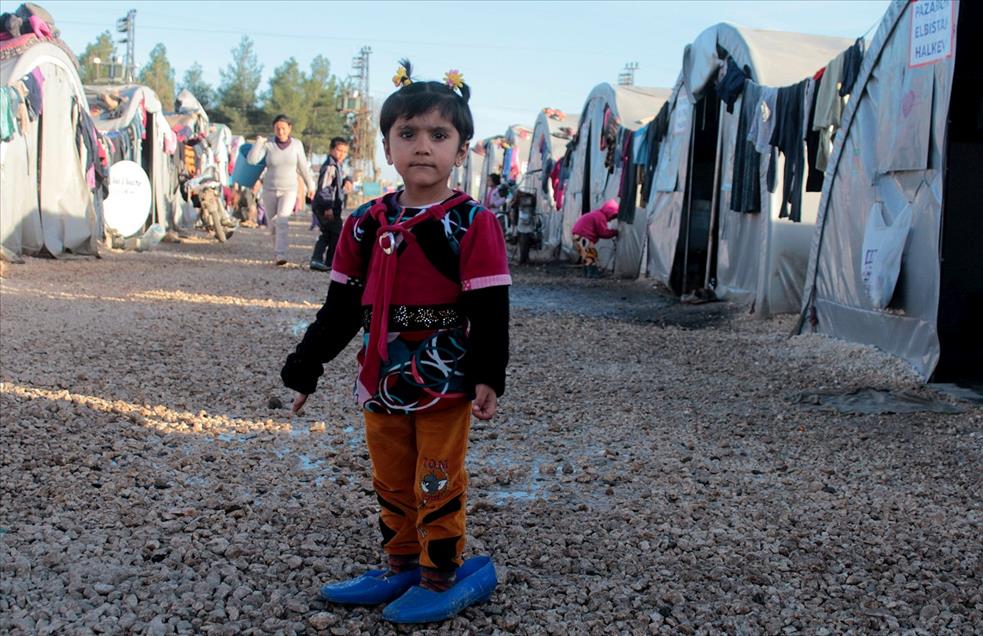 "En büyük çadır kent Suriyeli Kürtleri bekliyor"