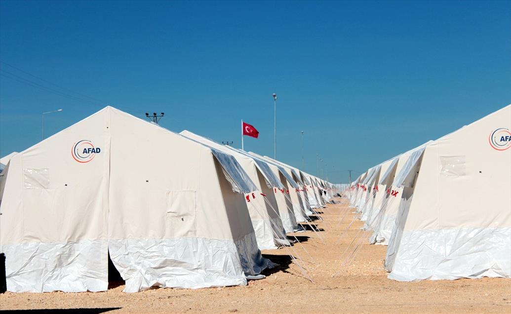 "En büyük çadır kent Suriyeli Kürtleri bekliyor"