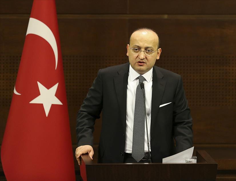 Başbakan Yardımcısı Akdoğan