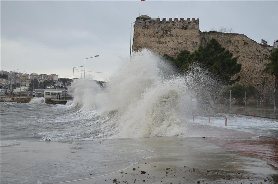 Sinop'ta şiddetli fırtına 