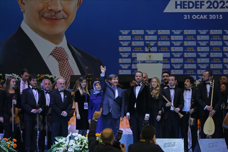 Başbakan Davutoğlu, İzmir’de
