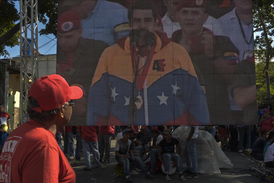 Venezuelans hold a parade on the 23rd anniversary of coup attempt in Caracas