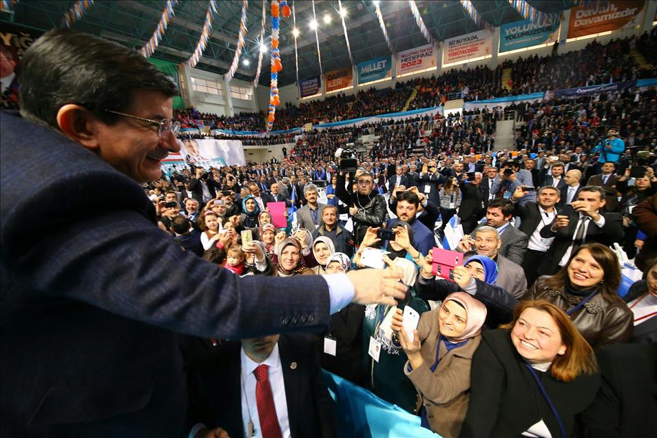 AK Parti Genel Başkanı ve Başbakan Davutoğlu, Sakarya'da 