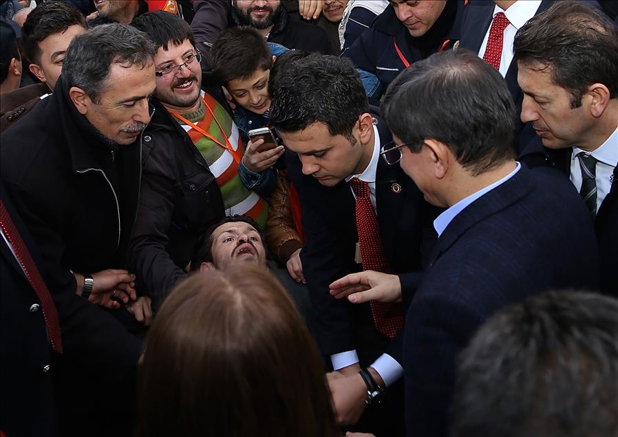 Başbakan Davutoğlu, engellilerin hayalini gerçekleştirecek