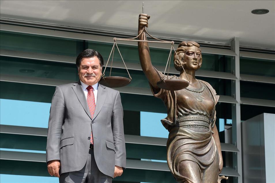Anayasa Mahkemesi Başkanı Kılıç, emekliye ayrıldı